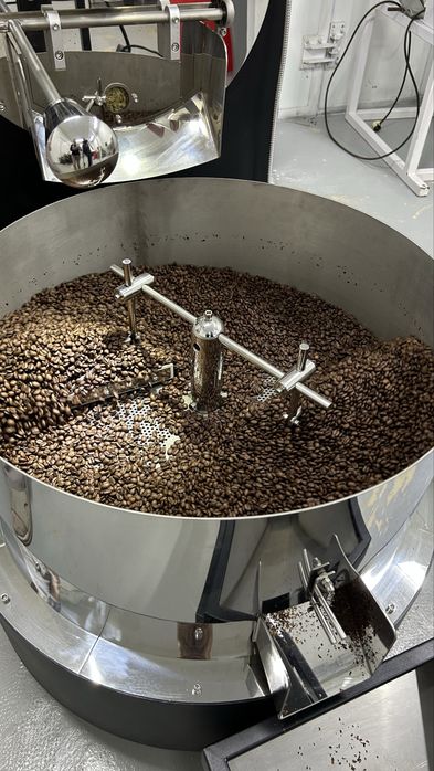 Кофе свежей обжарки.