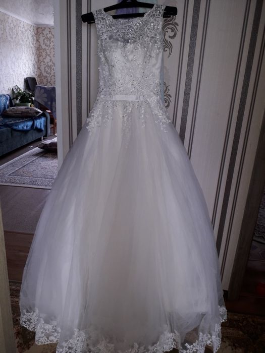 Срочно продам свадебное платье