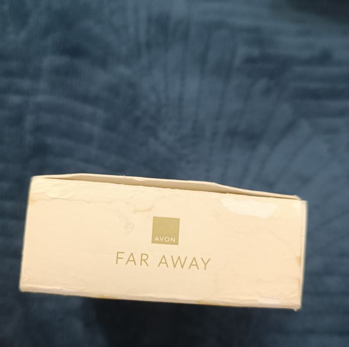Духи AVON far away