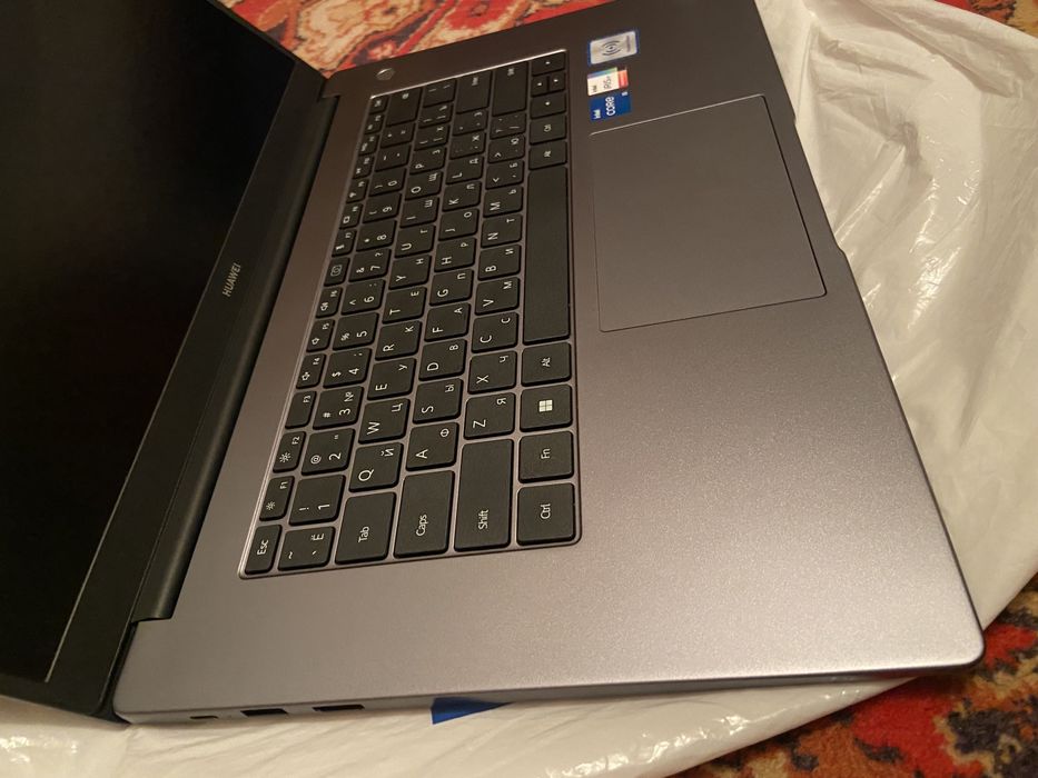 Matebook Huawei Core i5 1155G7 новом