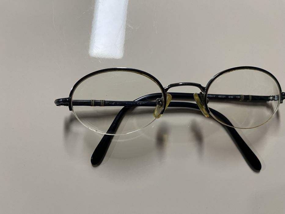 Persol 2064-V овални рамки за очила