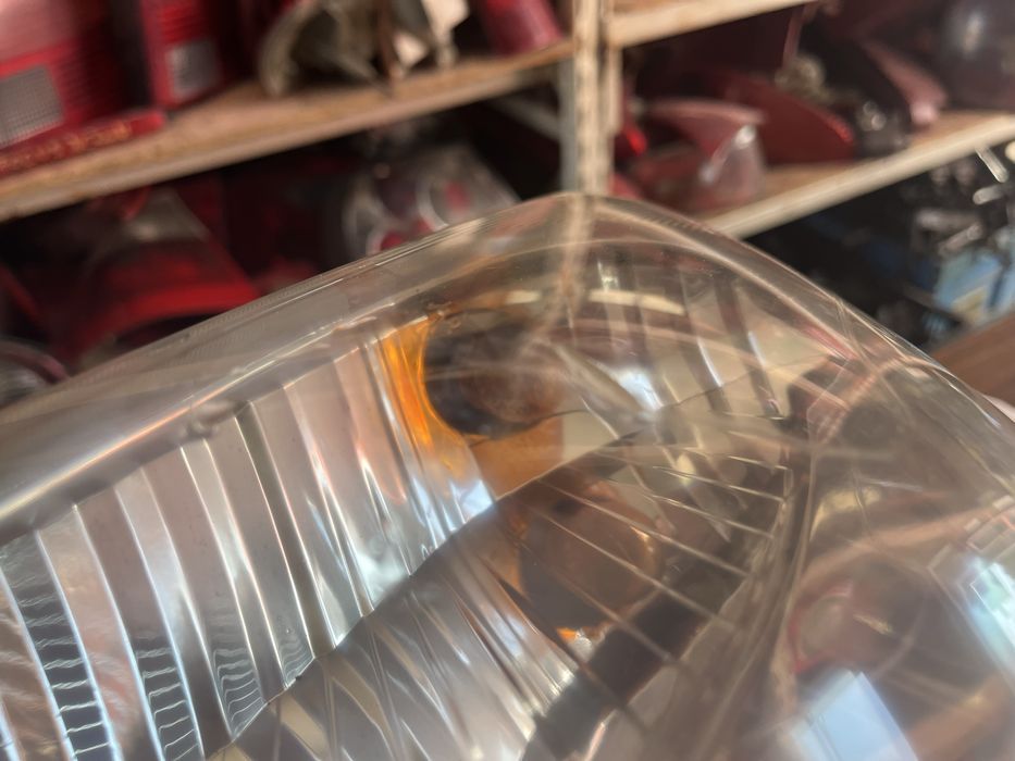far fiat doblo 2008 stanga cu mic defect