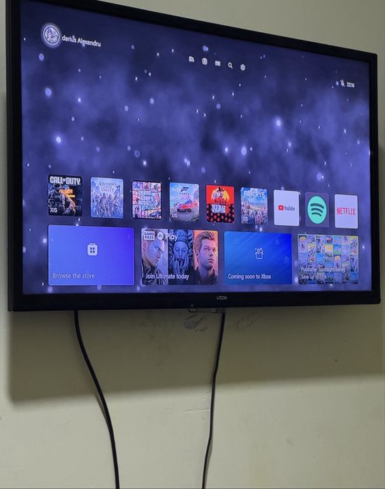 Vând Xbox Series X 1TB