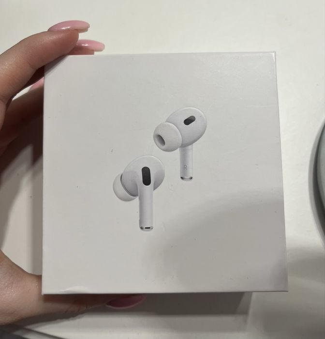 Apple AirPods Pro 2 –подарък