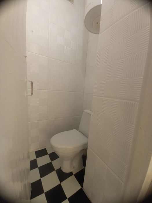 Продам 2 переделанная в трех 77 серия микрорайон