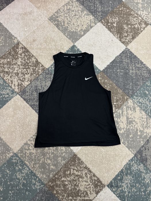 Дамски потник Nike Dri-Fit