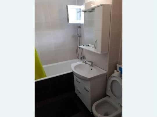 Vand apartament 4 camere