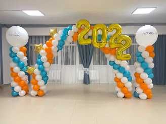 Стойки из шаров арка на вход