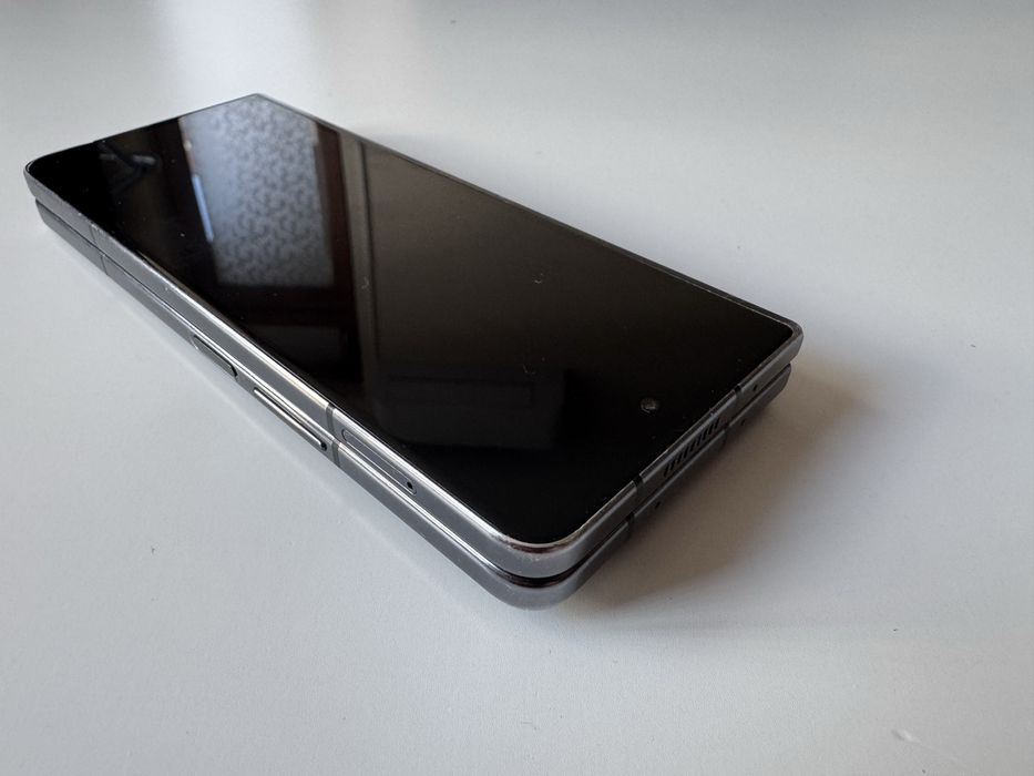 За части - Samsung Galaxy Z Fold 5