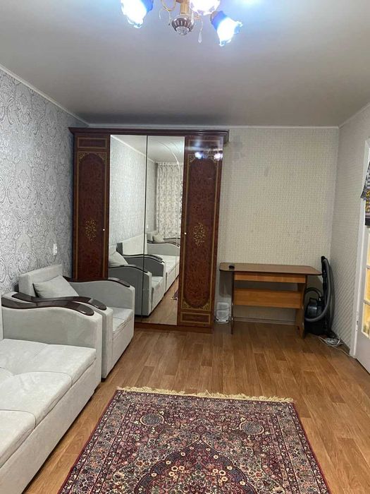 Продам однокомнатную ленинградку