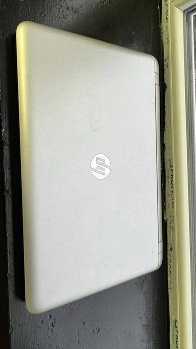 Лаптоп HP Pavilion 17-g161nb