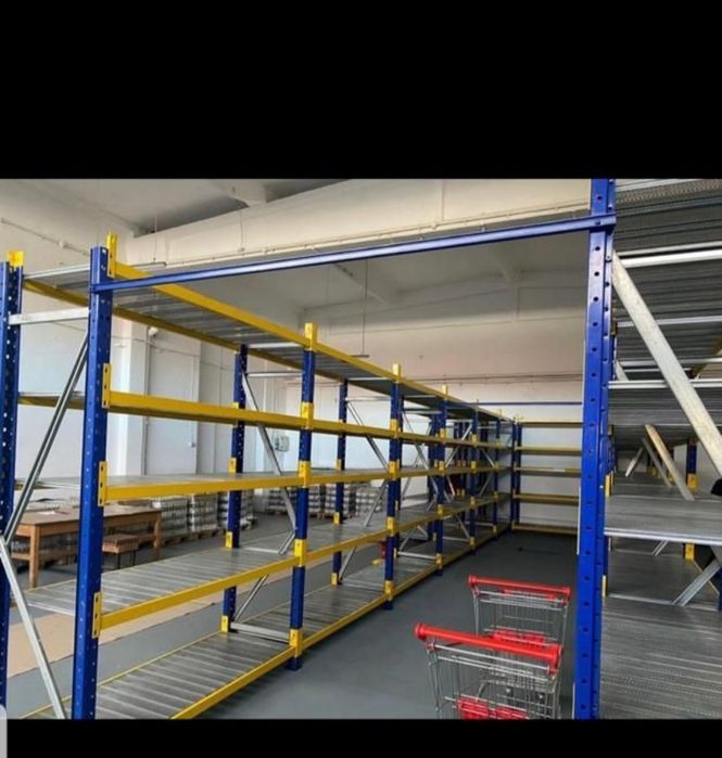 Rafturi metalice profesionale reglabile la lichidare de stoc la super