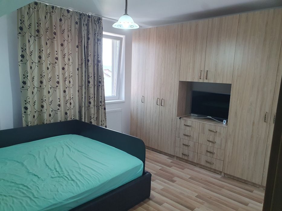 Apartament de închiriat