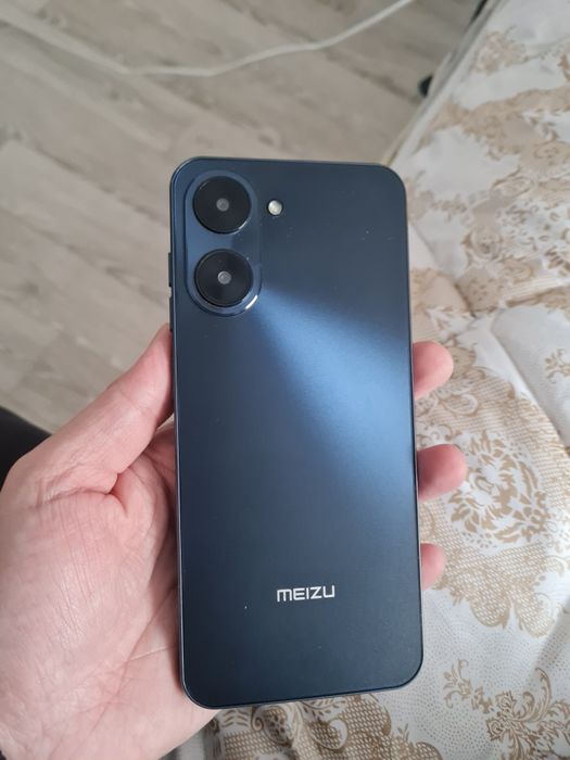 Meizu mblu21 . .