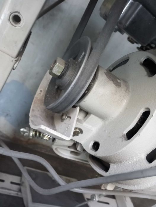 Швейная машина Typical