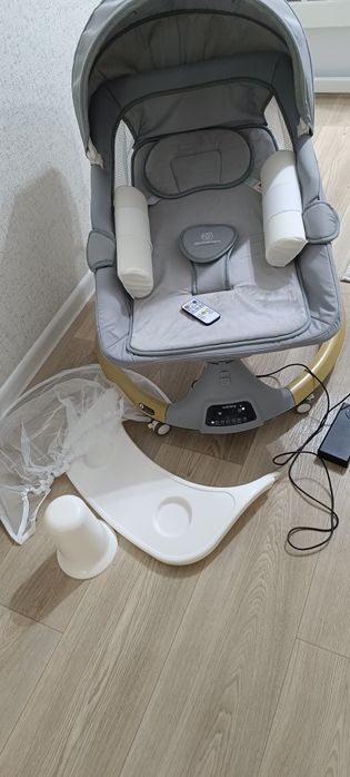 Шезлонг совершенно новый 18.000