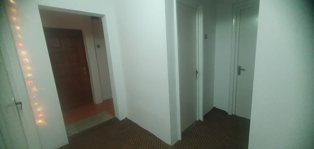 Vând apartment cu 3 camera