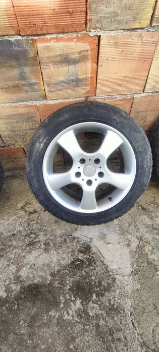 Гуми зимни Bridgestone с джанти R16