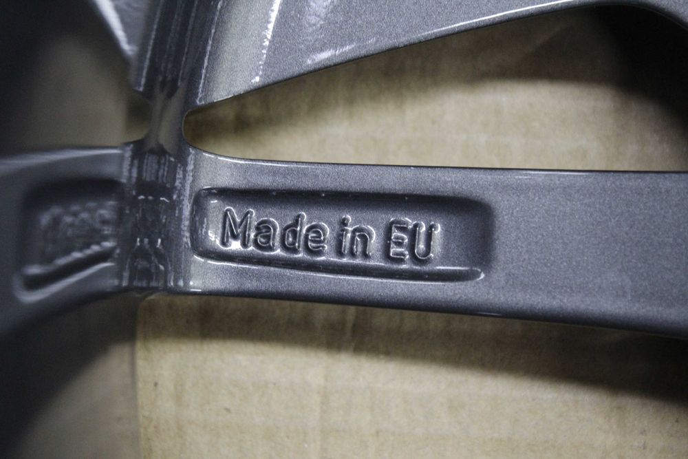 Нови оригинални джанти 17" Toyota RAV4, Corolla, Auris, Avensis