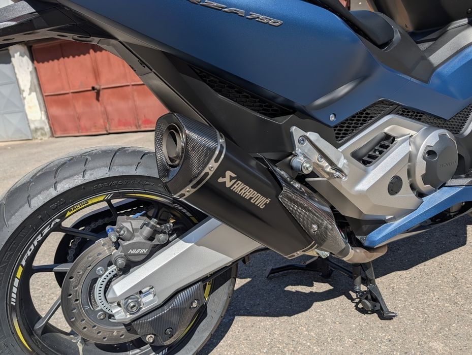 Honda Forza 750 / 2023 Automata /DCT