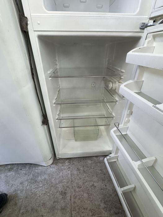 Хладирнек с фризер liebherr