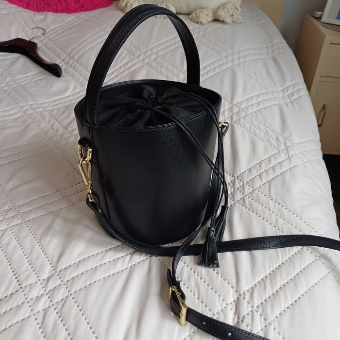 Много интересна чантичка