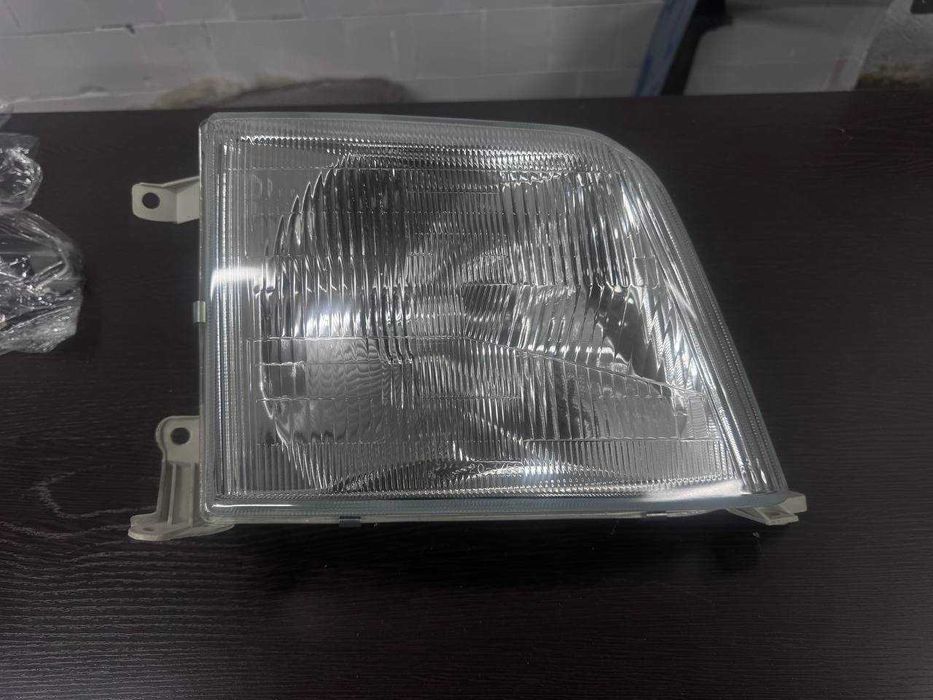 Фара правая Toyota Land Cruiser Prado J90 96-99