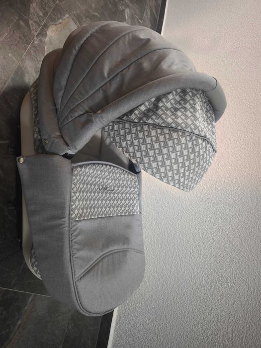 Бебешка количка 2 B 1-Lorelli Lucia