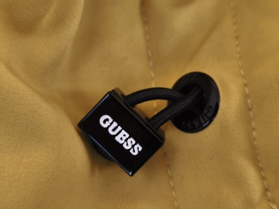 Дамско туристическо яке Guess размер S