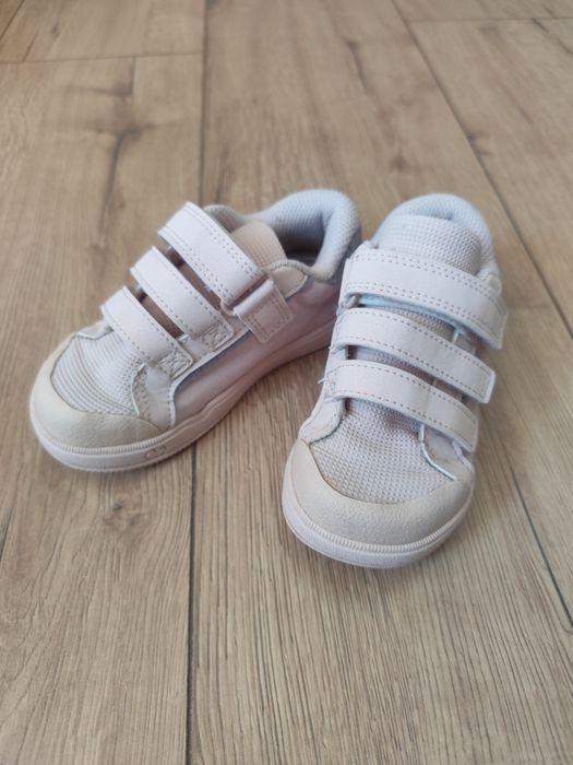 Обувки за момиче 25 размер