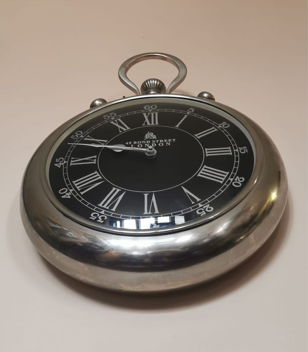 Винтидж часовник от неръждаема стомана стенен "49 Bond Street London"