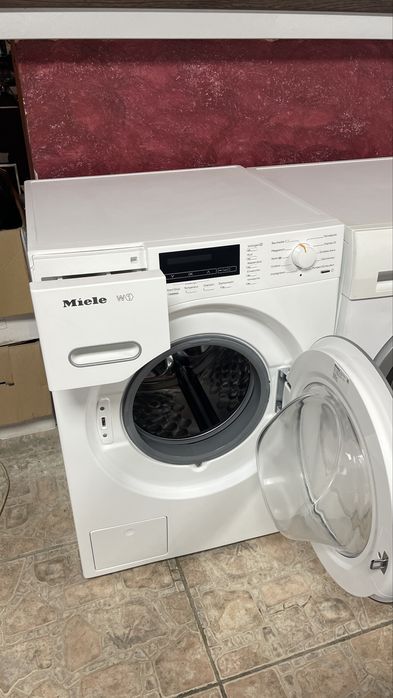 Masina de spalat rufe MIELE impecabila W1