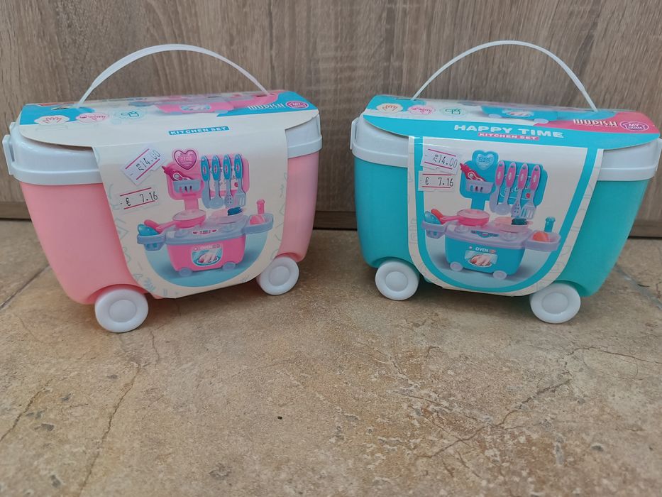 Детска кухня куфарче - играчка