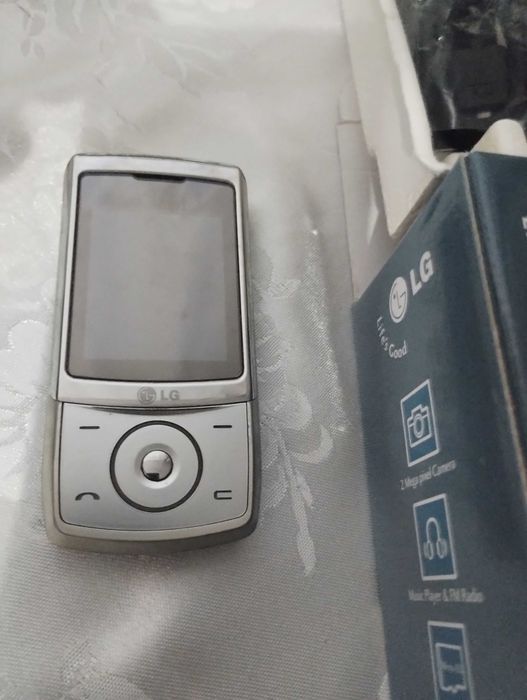 Telefoane de colectie : Alcatel , Sagem , Motorola , Lg .