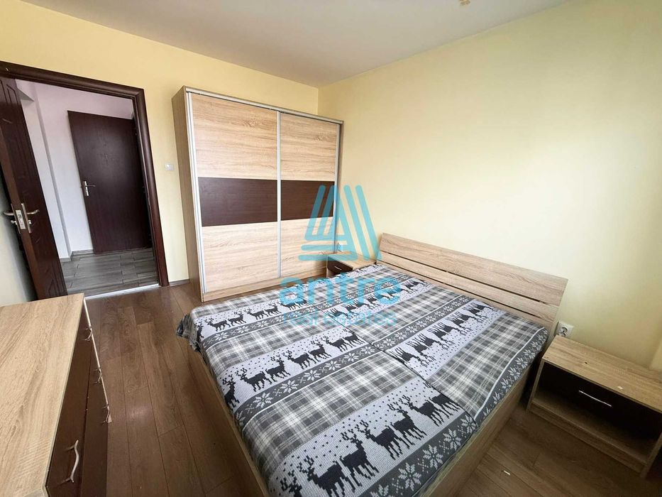 Тристаен апартамент в кв. Младост 2