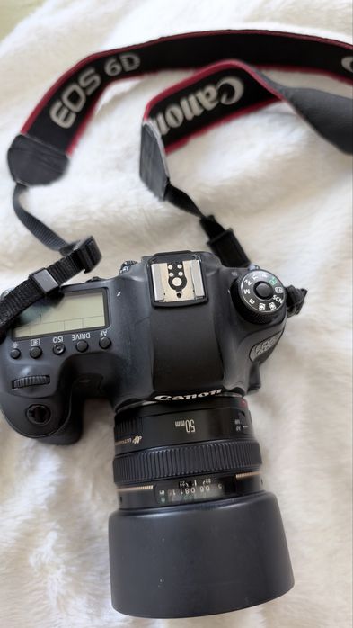 Canon EOS 6D + Canon EF 50mm f/1.4