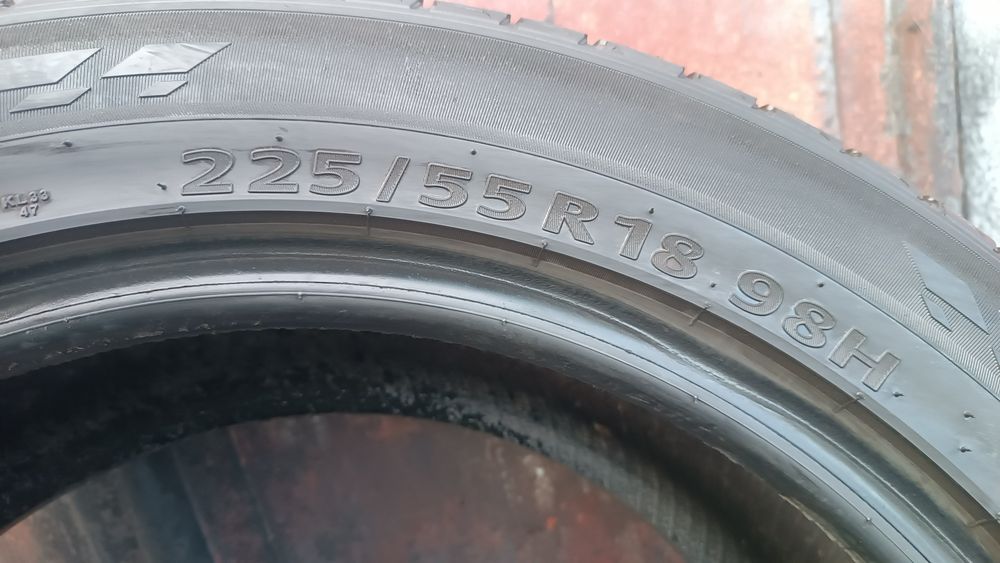 225/55/18 Kumho .Дот 1723