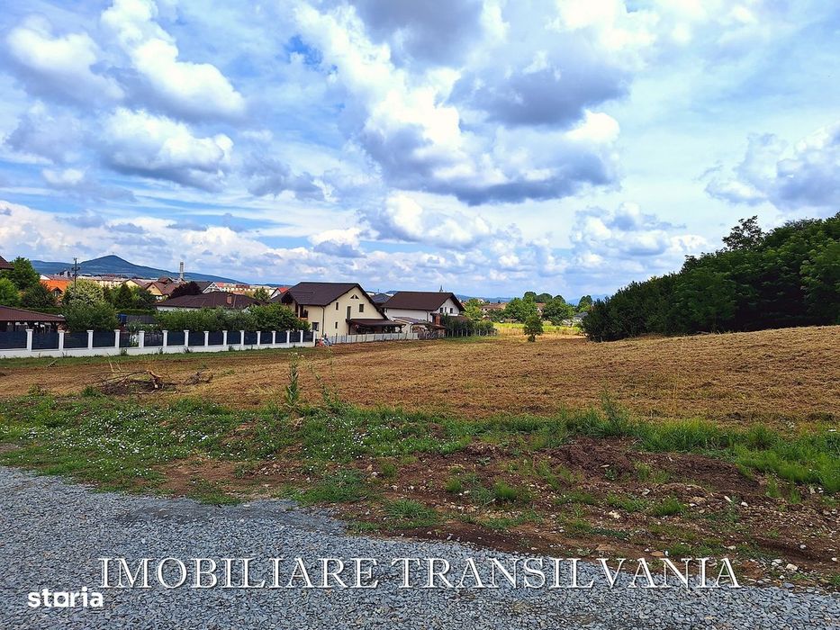 Teren intravilan, parcele, toate utilitatile - Zavoaie, Bistrita