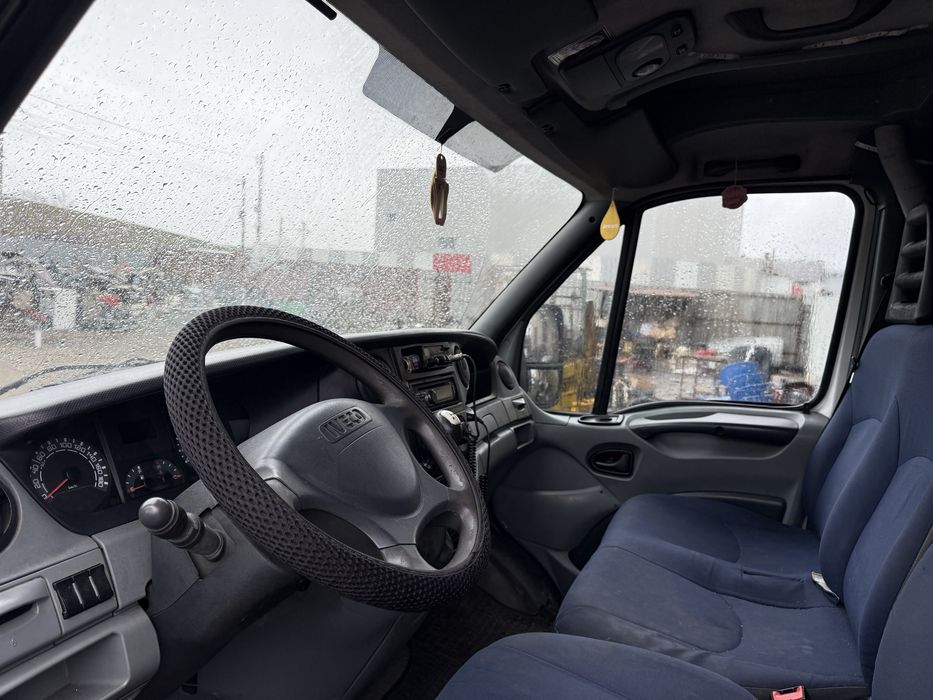 Iveco daily 2007 -3,5 t , se conduce cu cat B