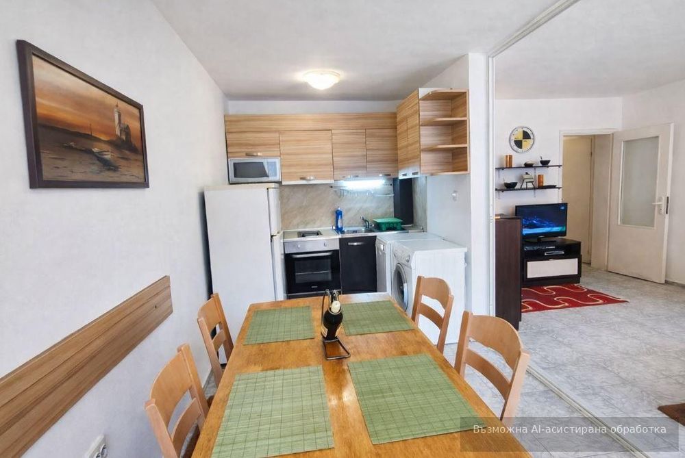 Дава се под наем Тристаен апартамент в Варна, Център - 100 кв.м за 698.19 € - Снимка #2