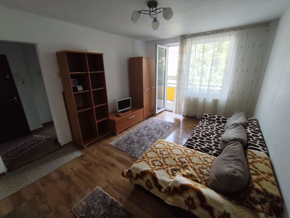 Închiriez apt. cu 3 camere în Baia Mare între RFN și Albina — fotografia 3