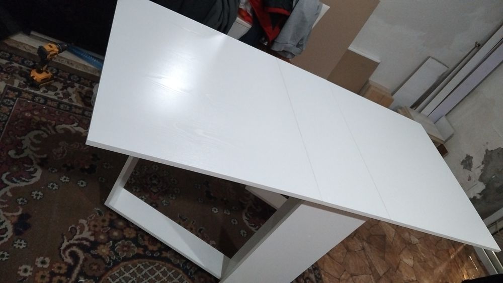 Продам стол срочно  размер 1.70 на 80