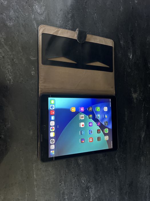 Продам IPad 9 10.2 или обменяю
