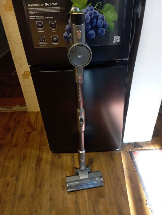 Продаю без проводной пылесос