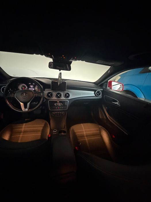 Mercedes-Benz CLA220