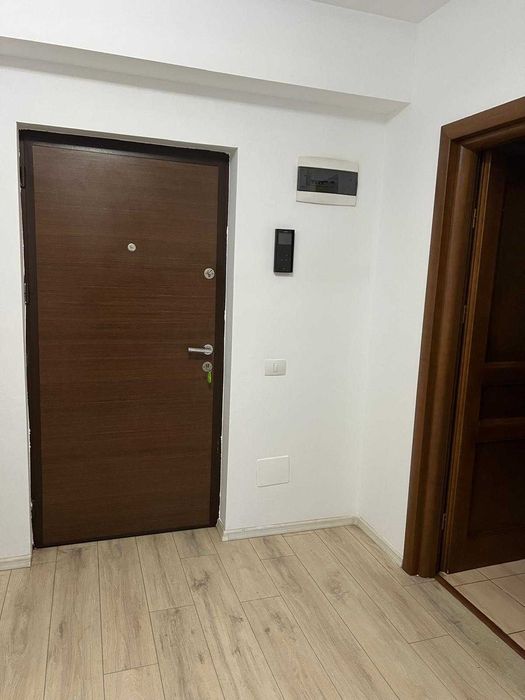 Proprietar inchiriez garsoniera bloc nou zona Mall