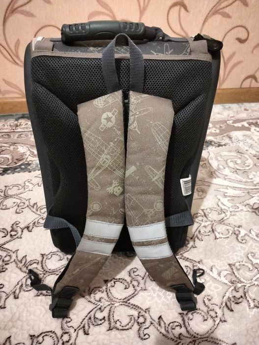 Продам школьные сумки (Роосия)