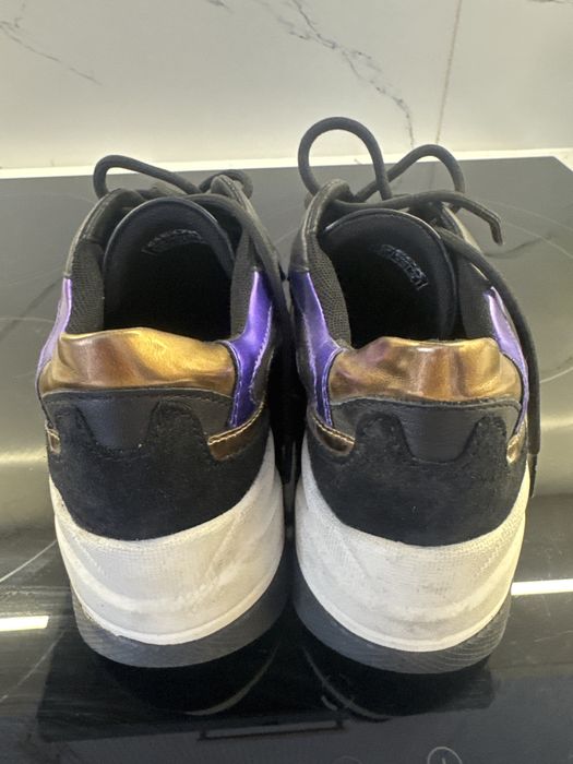 Продам крассовки