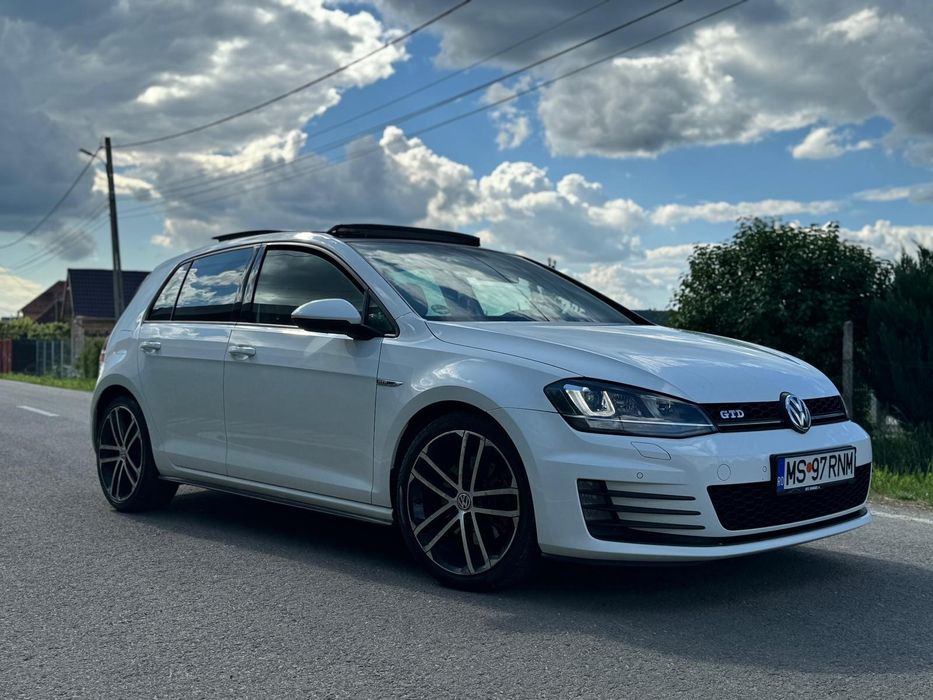 Golf 7 GTD / DSG / Sport&Sound / Panoramic