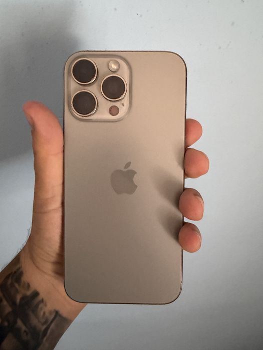 Iphone 16 pro max 256  impecabil ca nou